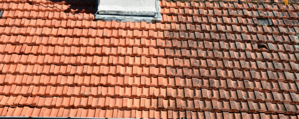 lutter-contre-l-humidite-les-avantages-de-la-protection-hydrofuge-pour-toiture